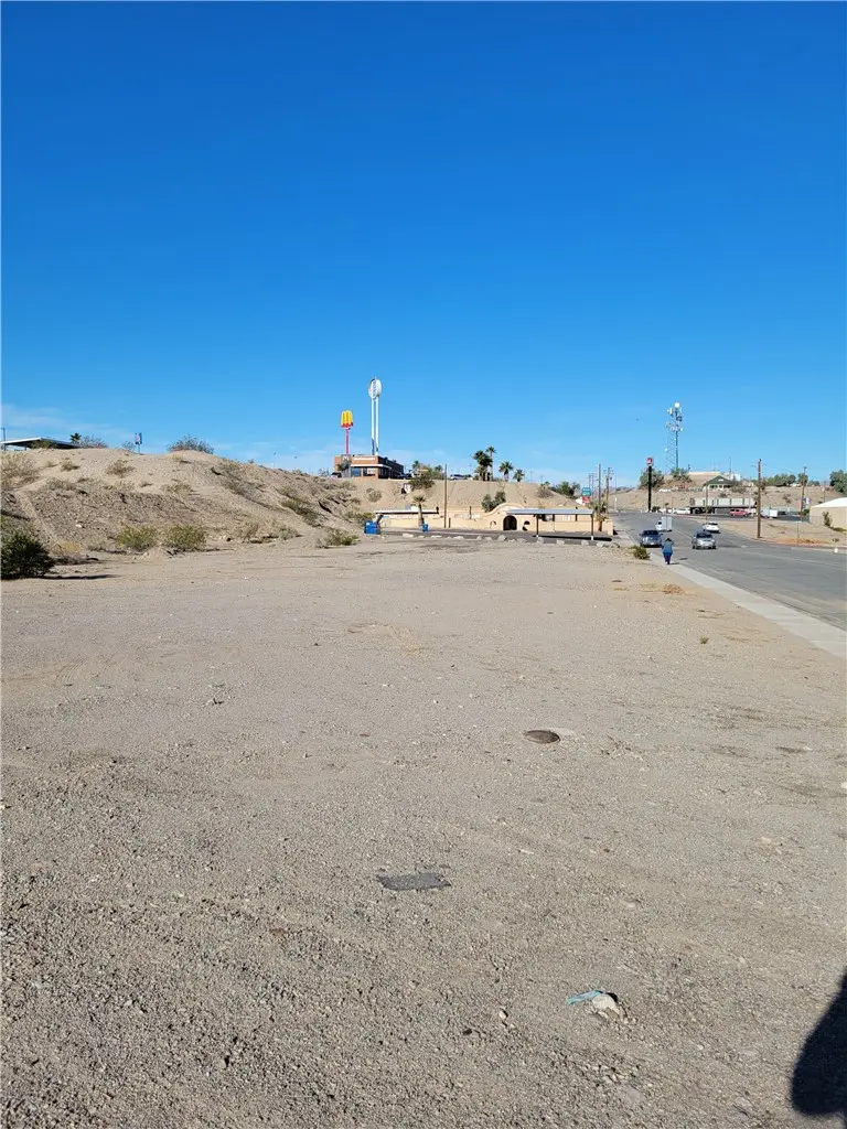 1 H, Needles, CA — listing photo 1