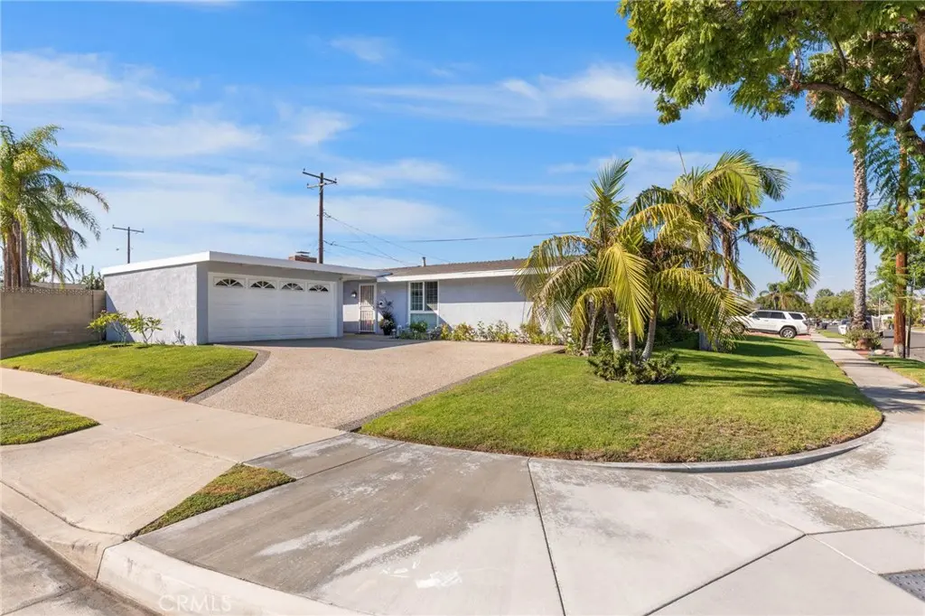 635 S Arden, Anaheim, CA — listing photo 1