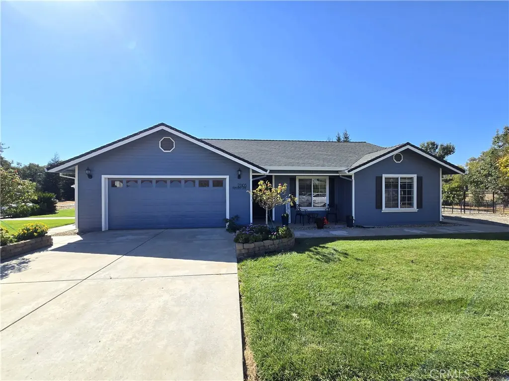 Single Family Residence for sale at 23105 Kilkenny, Red Bluff, CA featuring 3 beds and 2 baths
