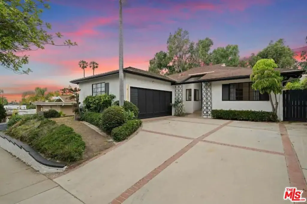 Single Family Residence for rent at 2617 S Beverly Drive, Los Angeles, CA featuring 4 beds and 3 baths