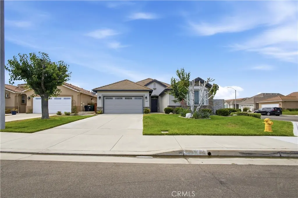 30365 Glen Ellen Circle, Murrieta, CA — listing photo 1