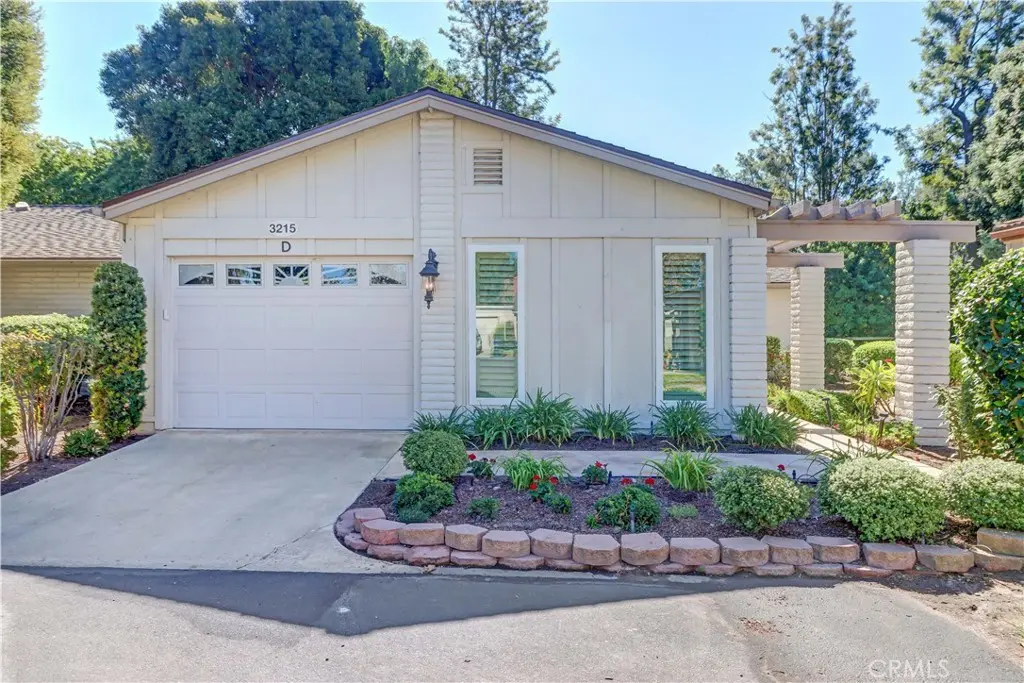 3215 Via Carrizo D, Laguna Woods, CA — listing photo 1