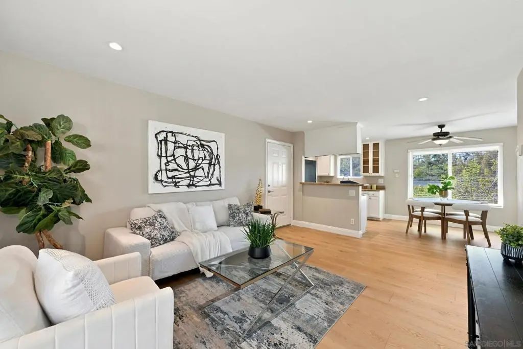 6333 College Grove 2206, San Diego, CA — listing photo 1