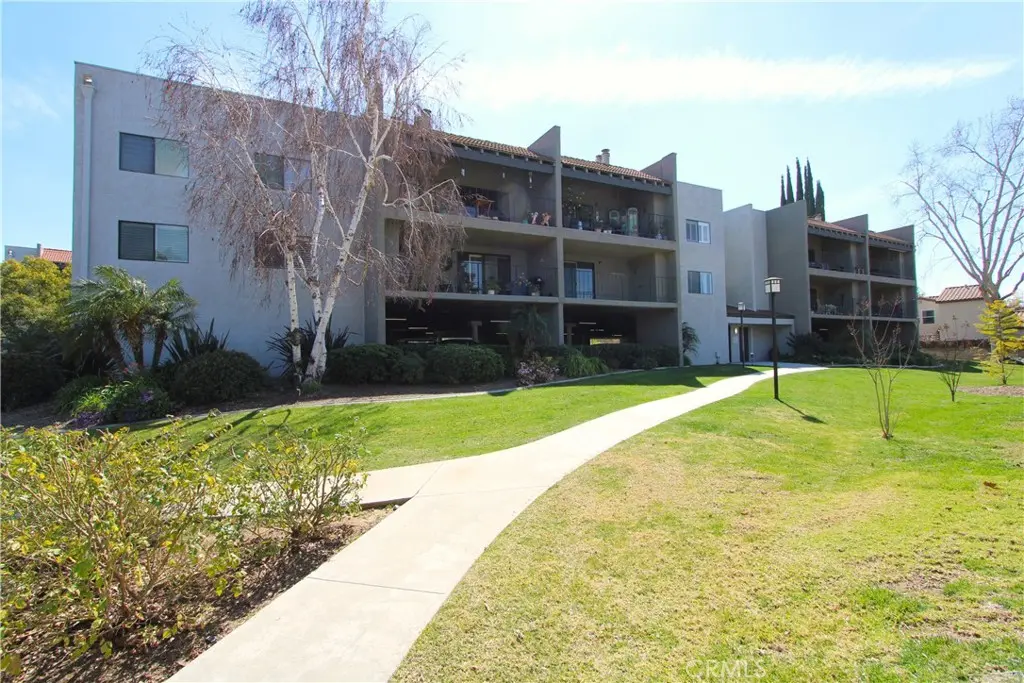 234 E Fern 101, Redlands, CA — listing photo 1
