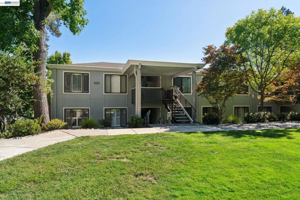 1549 Oakmont Dr 4, Walnut Creek, CA — listing photo 1