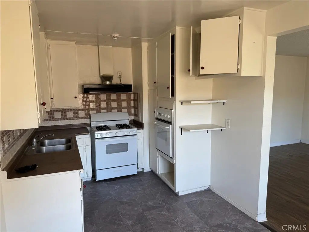 7223 Pickering 6, Whittier, CA — listing photo 1
