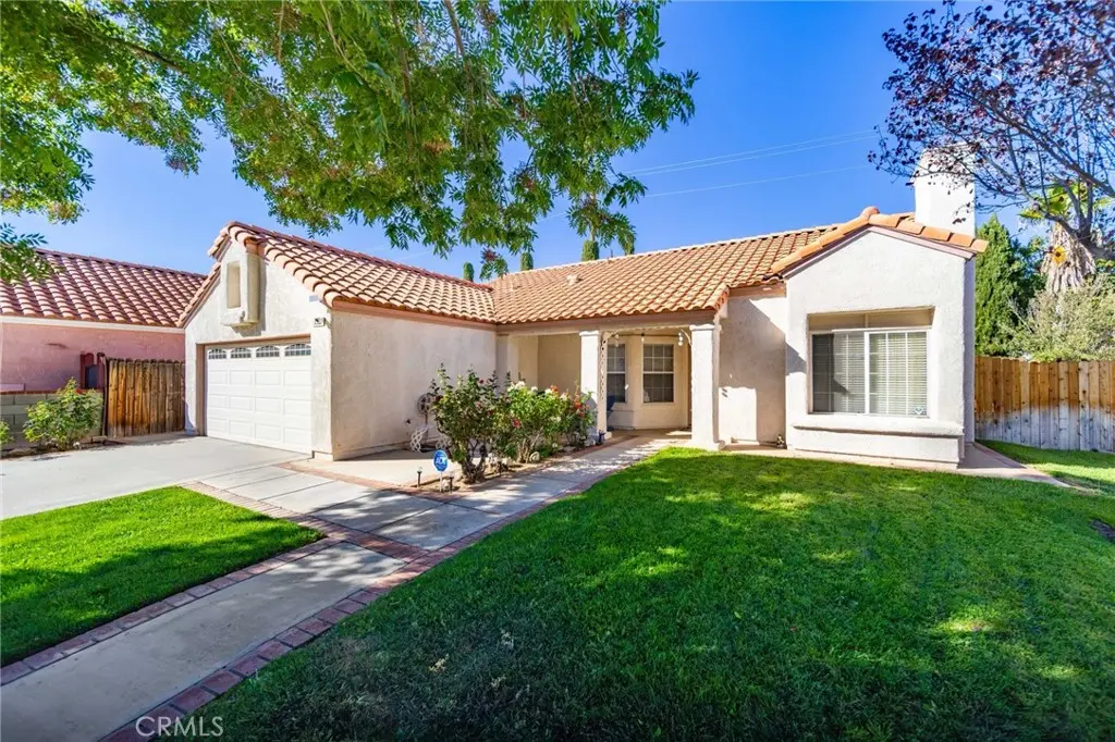 1521 Windsor Place, Palmdale, CA — listing photo 1