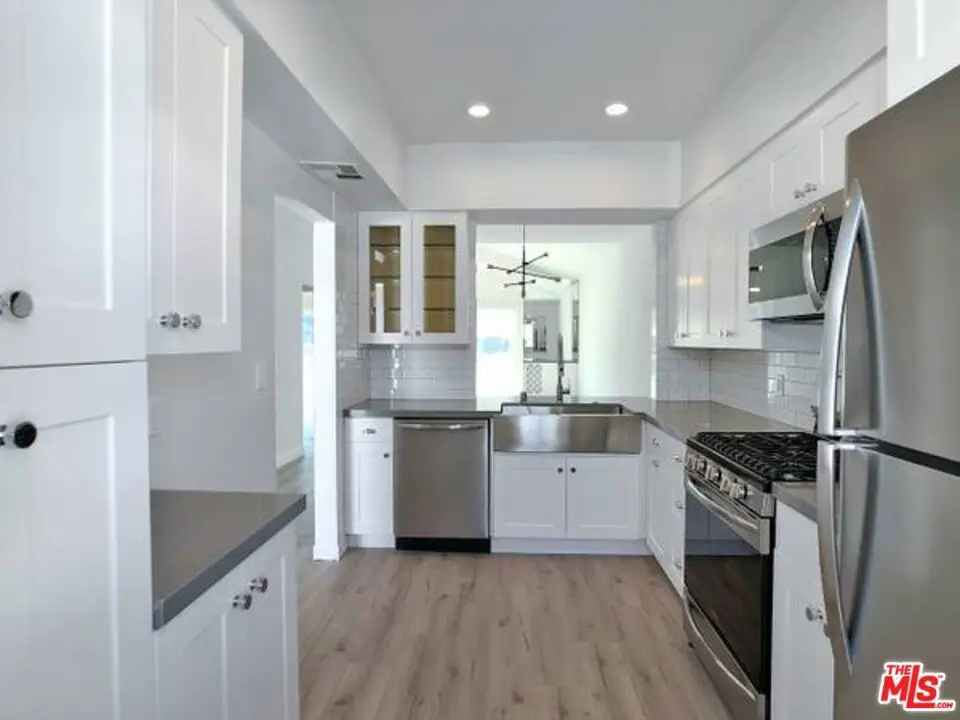 Condominium for rent at 1900 SILVER 201, Los Angeles, CA featuring 2 beds and 2 baths