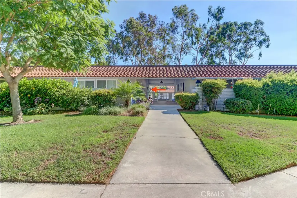 621 Avenida Sevilla N, Laguna Woods, CA — listing photo 1