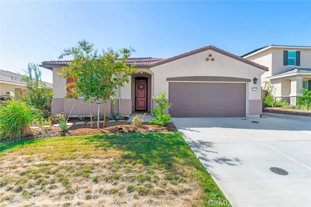 11412 Pinon, Yucaipa, CA — listing photo 1