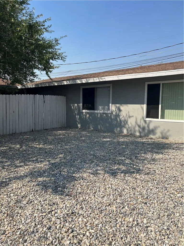 13374 Mohawk, Apple Valley, CA — listing photo 1