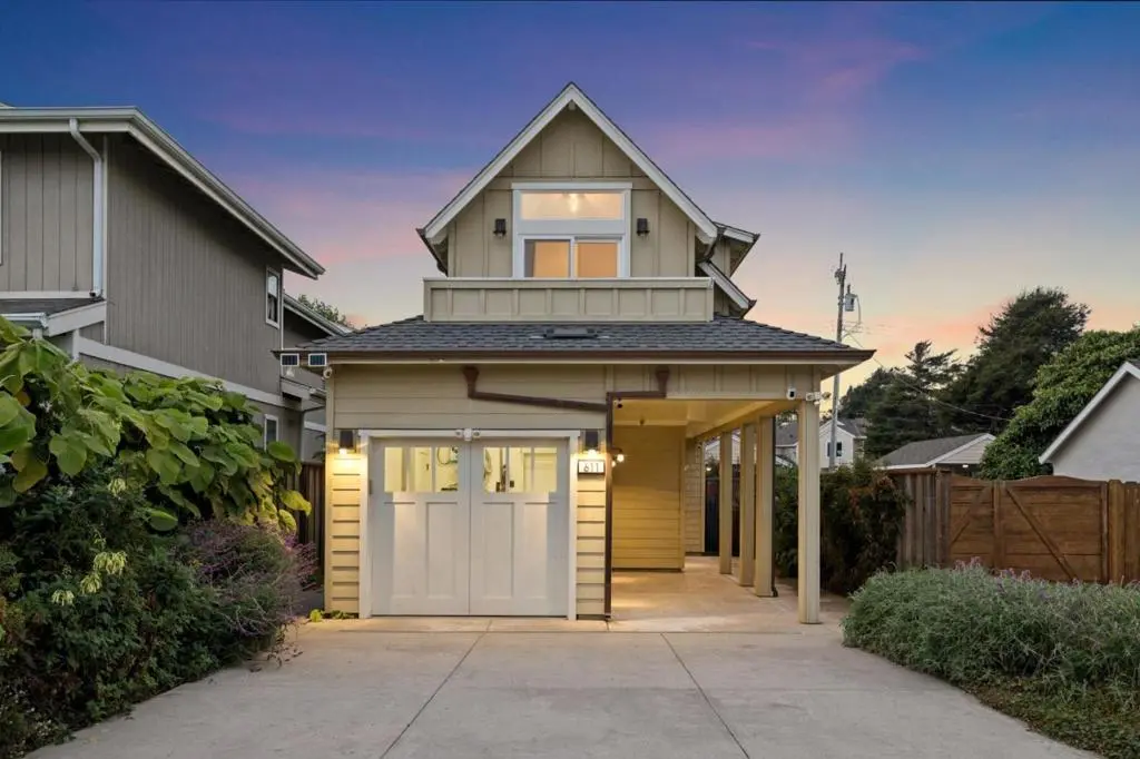 611 Myrtle Street, Half Moon Bay, CA — listing photo 1