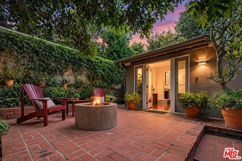8513 Walnut Drive, Los Angeles, CA — listing photo 1