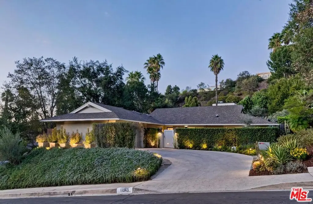 11545 Dona Cecilia Drive, Studio City, CA — listing photo 1