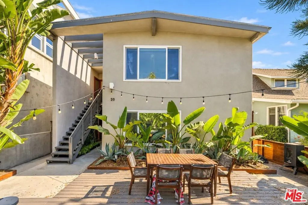 20 Eastwind Street 2, Venice, CA — listing photo 1