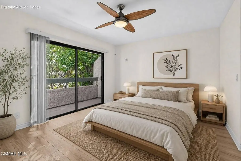 9906 Owensmouth Avenue 14, Chatsworth, CA — listing photo 1