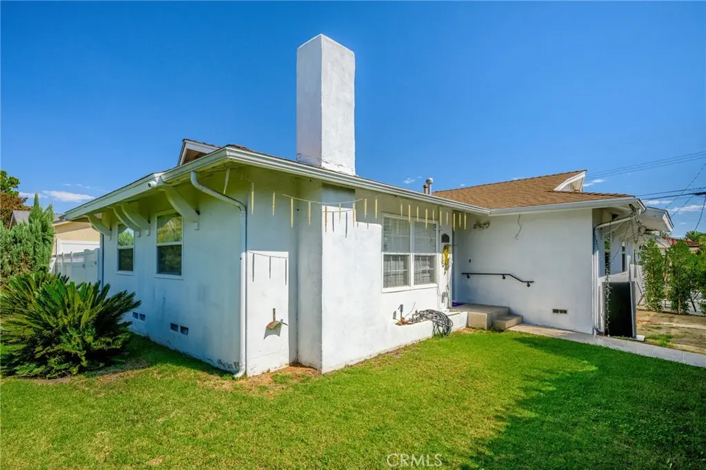 10502 Woodley Avenue, Granada Hills, CA — listing photo 1