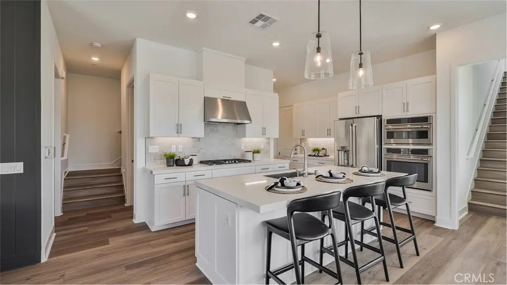 27461 Red Alder Lane, Valencia, CA — listing photo 1