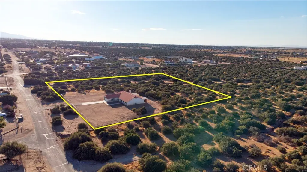 9352 Cedar Street, Phelan, CA — listing photo 1