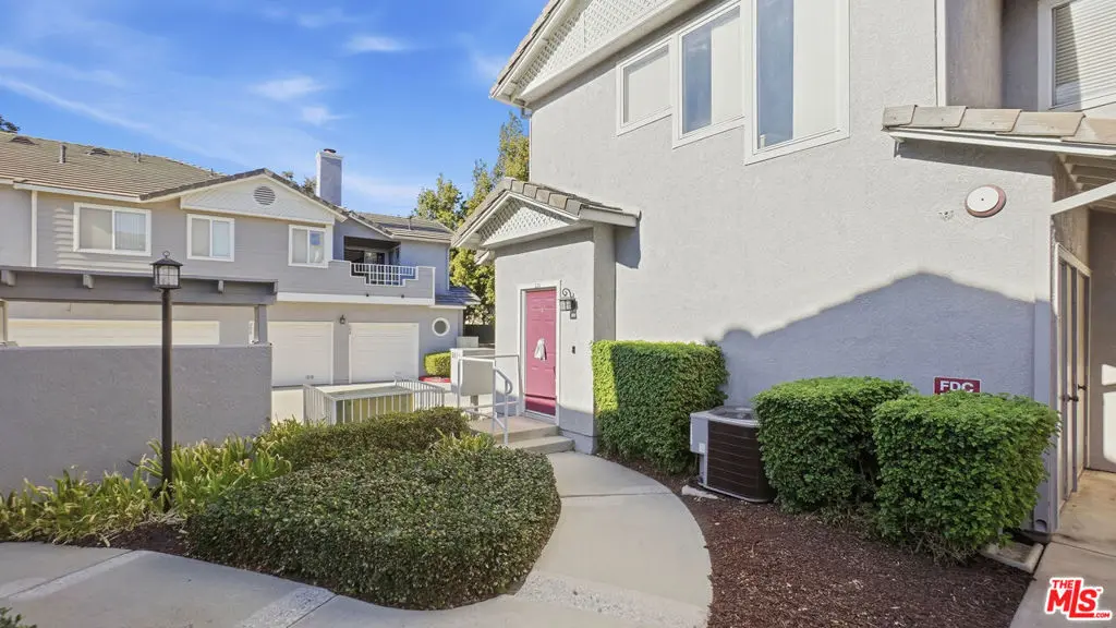 6631 Laurelton Lane 204, Chino Hills, CA — listing photo 1