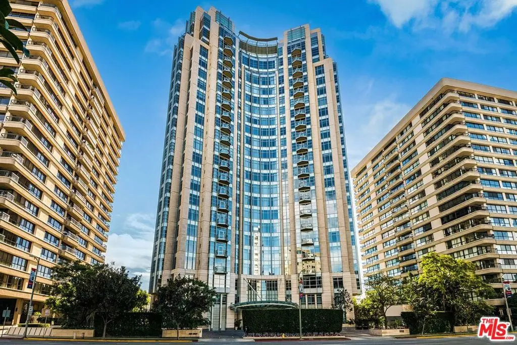 10776 Wilshire Boulevard 301, Los Angeles, CA — listing photo 1