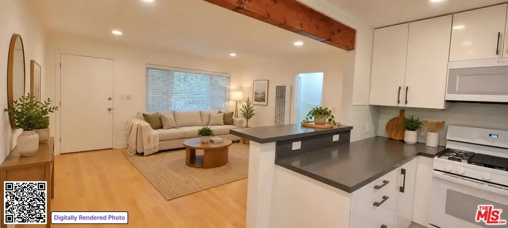 305 Broadway Street 4, Venice, CA — listing photo 1