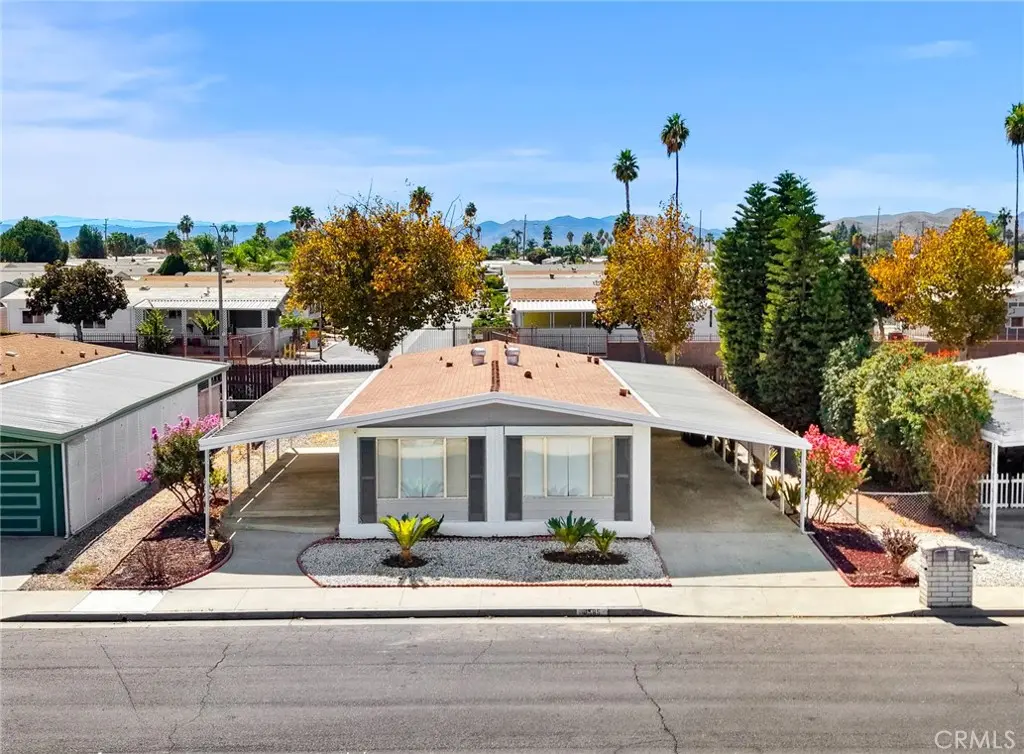 1585 Cabrillo Drive, Hemet, CA — listing photo 1