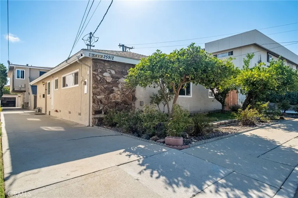 25912 Viana Ave., Lomita, CA — listing photo 1