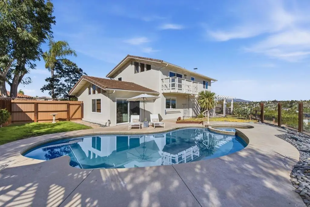 Single Family Residence for sale at 2712 Mateo Place, Carlsbad, CA featuring 4 beds and 3 baths