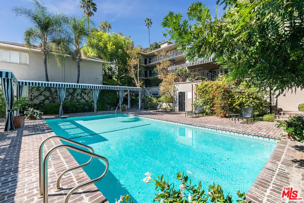 1225 Sunset Plaza Drive 2, West Hollywood, CA — listing photo 1