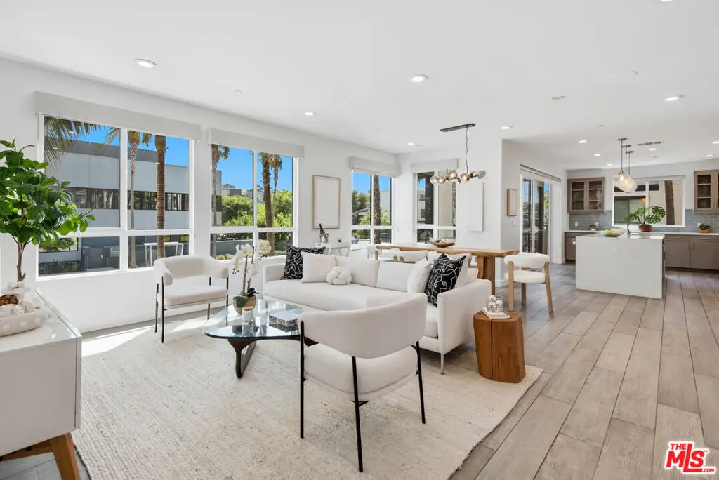 12550 W Fielding Circle 2, Playa Vista, CA — listing photo 1