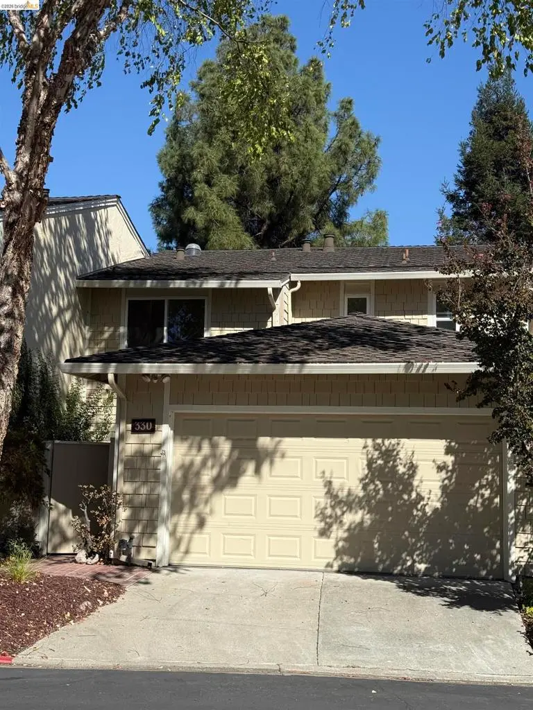 Townhouse for sale at 330 Kinross, Walnut Creek, CA featuring 3 beds and 3 baths