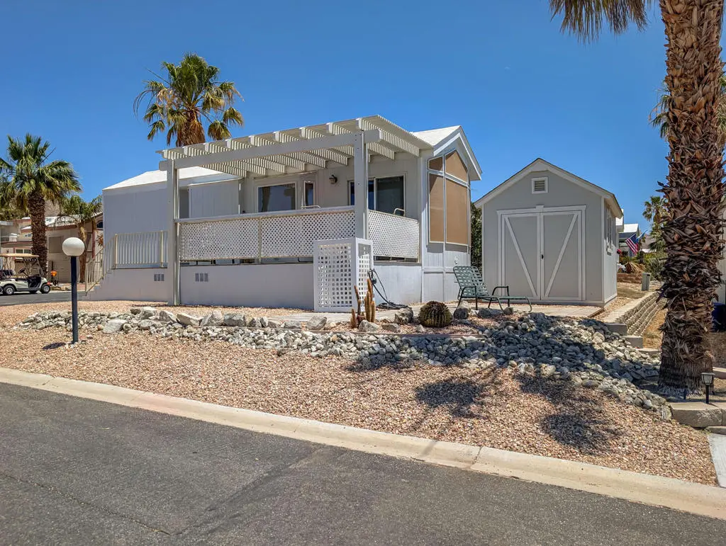 Manufactured In Park for sale at 70200 Dillon Road 669, Desert Hot Springs, CA featuring 1 bed and 1 bath