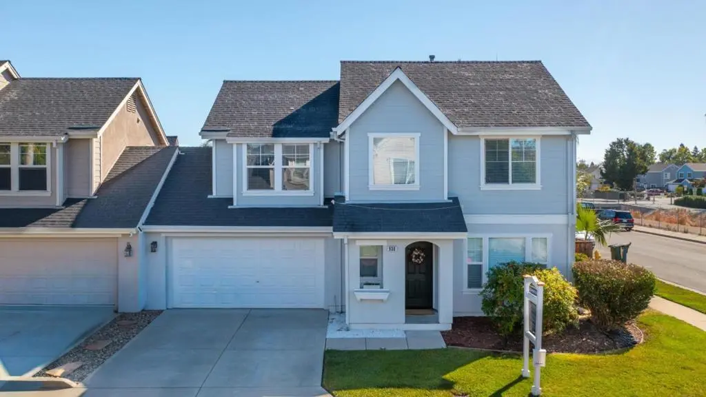 Single Family Residence for sale at 930 Casciano Circle, Gilroy, CA featuring 4 beds and 2 baths