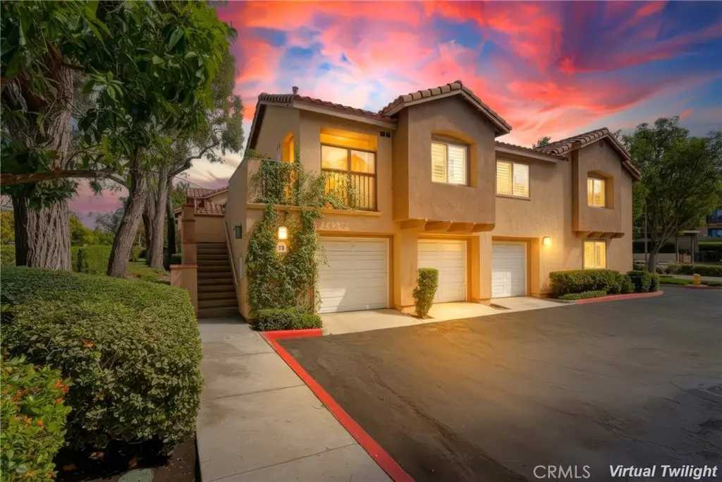 Condominium for sale at 23 Pomelo, Rancho Santa Margarita, CA featuring 1 bed and 1 bath