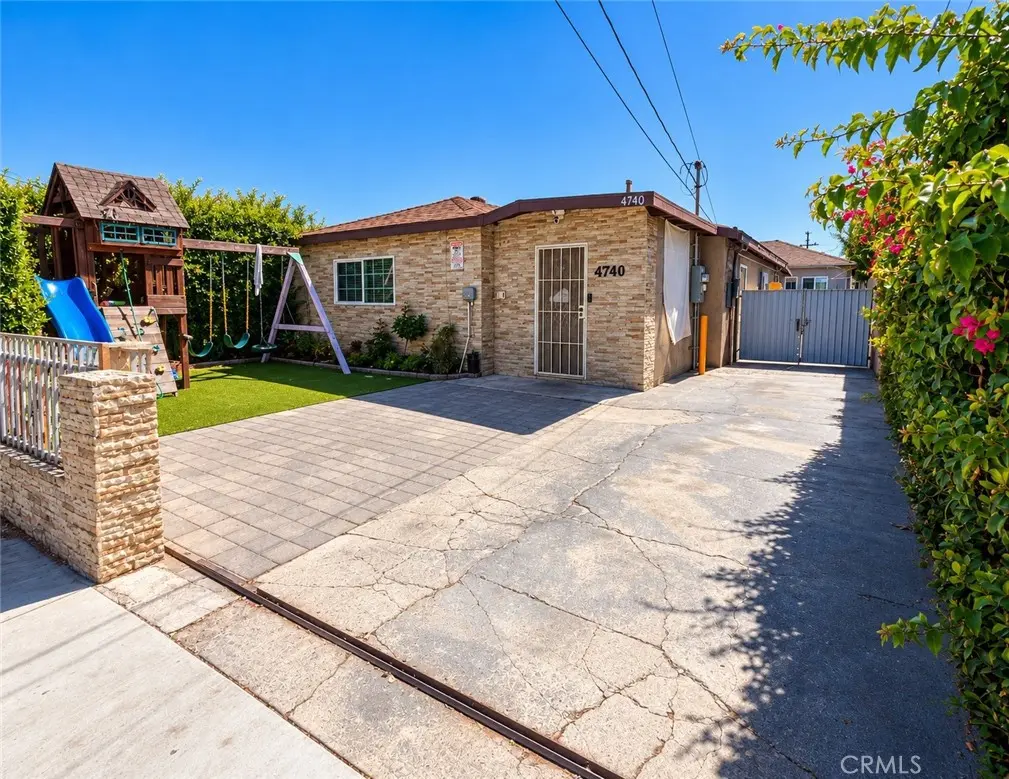Duplex for sale at 4740 W 161st, Lawndale, CA