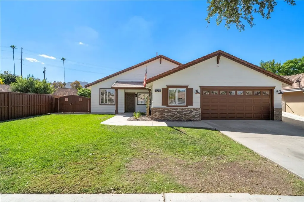 974 Silvercreek Road, Corona, CA — listing photo 1