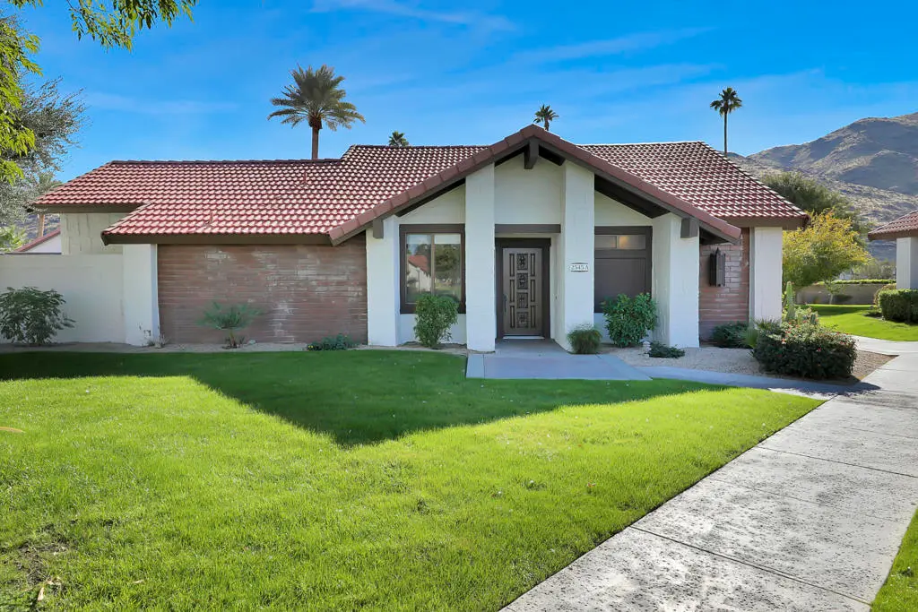 2545 Miramonte Circle W A, Palm Springs, CA — listing photo 1