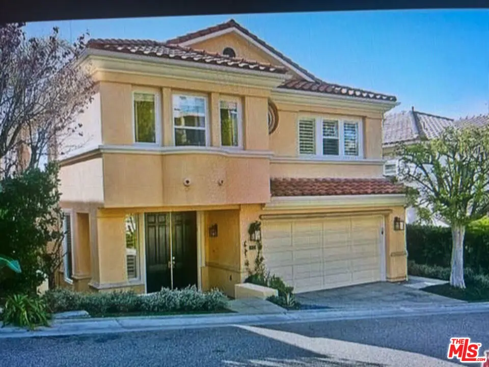 16782 Calle De Catalina, Pacific Palisades, CA — listing photo 1