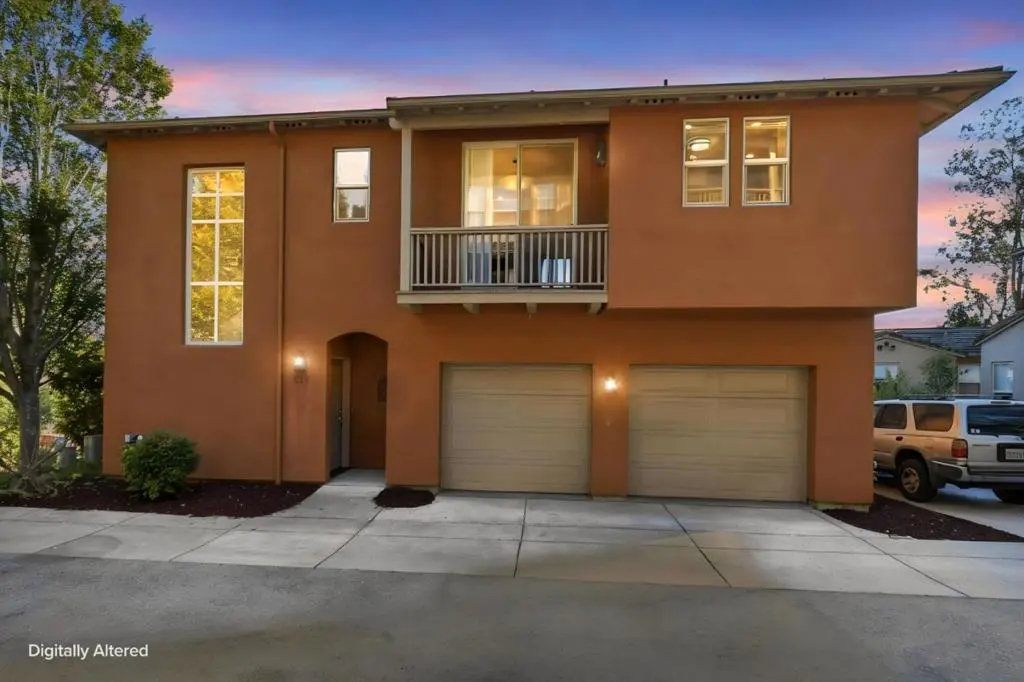 Townhouse for sale at 511 Southview Terrace, Santa Cruz, CA featuring 3 beds and 3 baths