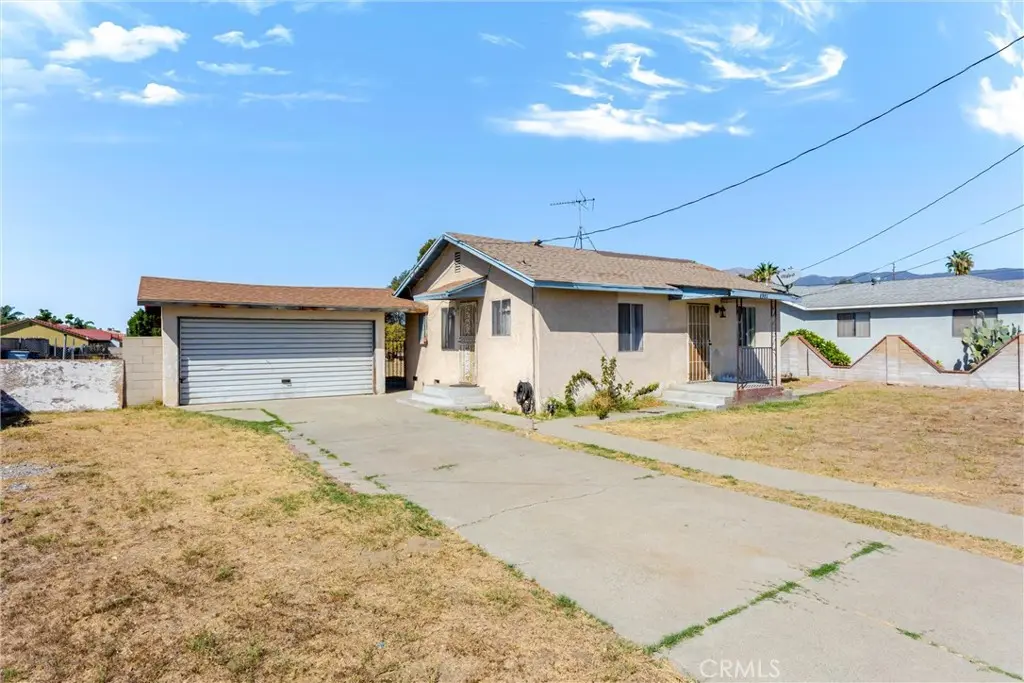 8982 Elm Avenue, Fontana, CA — listing photo 1