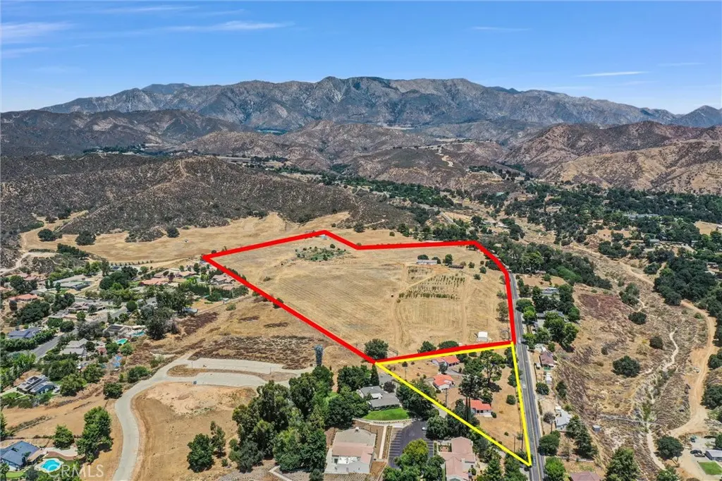 Cabin for sale at 9300 Oak Glen, Beaumont, CA featuring 2 beds and 2 baths