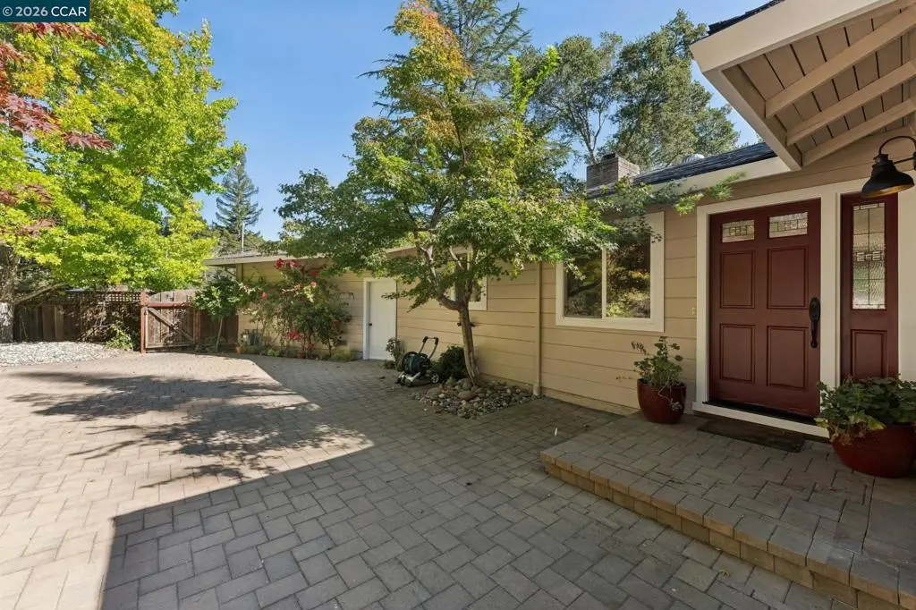 11 Altamount, Orinda, CA — listing photo 1