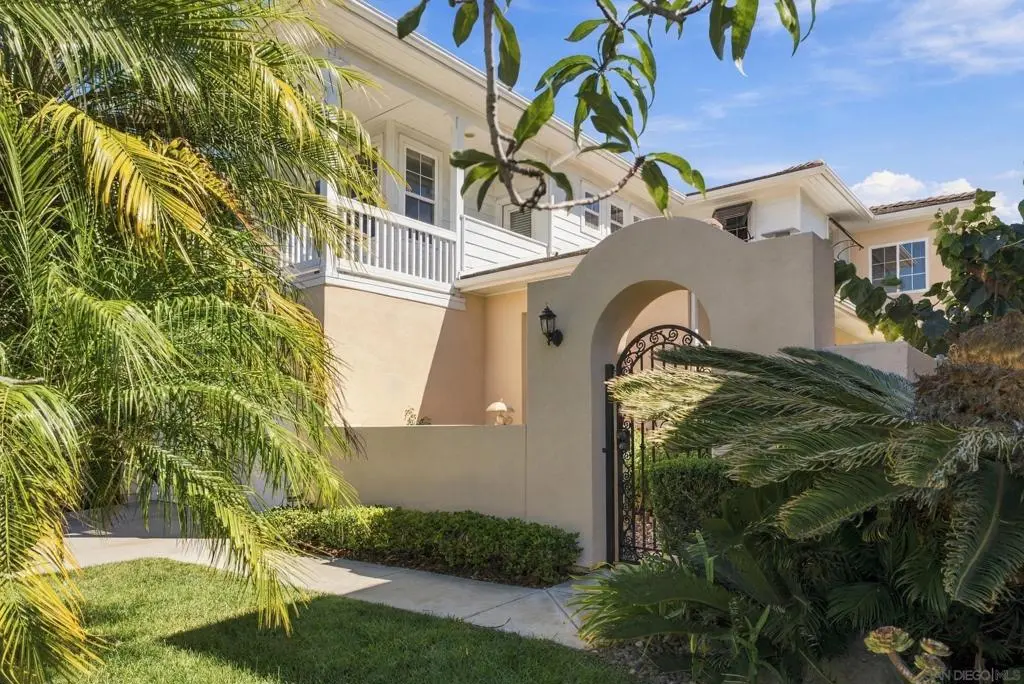 10943 Vereda Sol Del Dios, San Diego, CA — listing photo 1