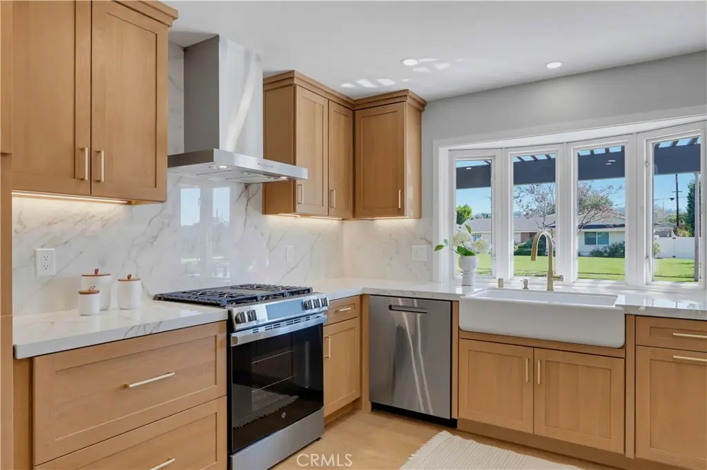 13851 Gimbert, North Tustin, CA — listing photo 1