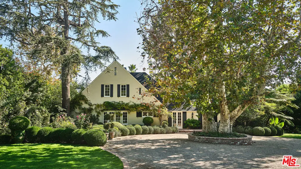 130 N Bristol Avenue, Los Angeles, CA — listing photo 1