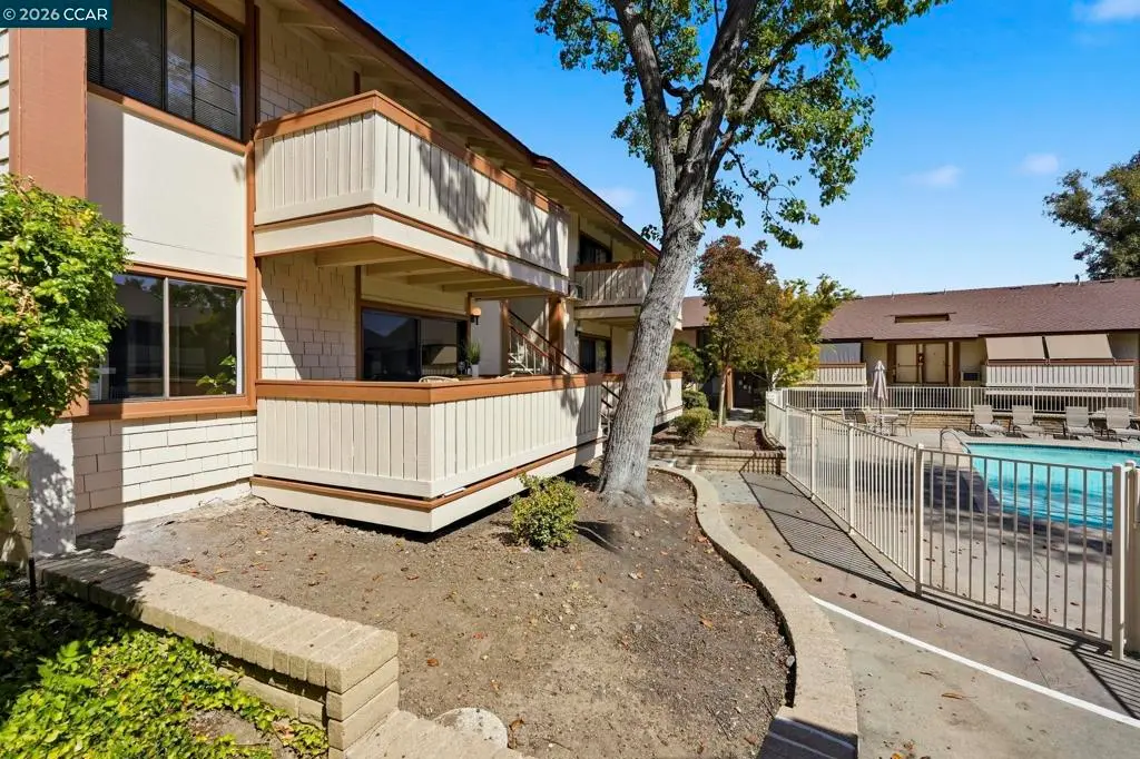 100 Kinross Dr 45, Walnut Creek, CA — listing photo 1