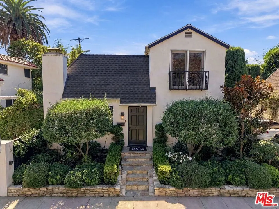 8266 Clinton Street, Los Angeles, CA — listing photo 1