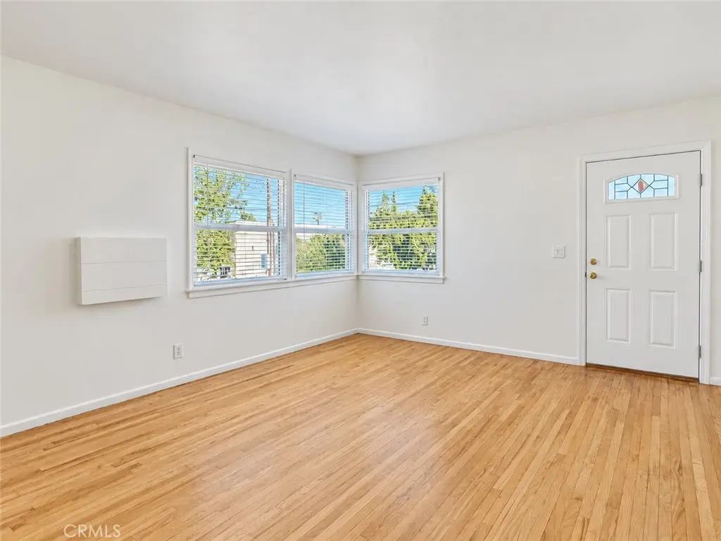 15234 Rayen Street D, North Hills, CA — listing photo 1