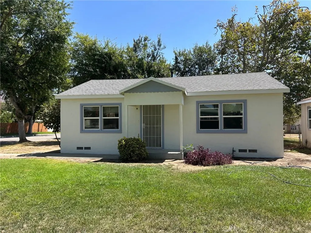 Triplex for rent at 4593 N E Street A, San Bernardino, CA featuring 2 beds and 1 bath